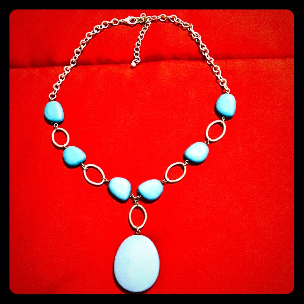 🌸 $9 or 2/$15 🌸  Necklace